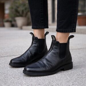 Blundstone Chisel Toe #068 Leather Chelsea Boots - Black - Unisex | Size AU6
